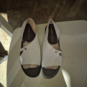 Elegant White Open-Toe Sandals